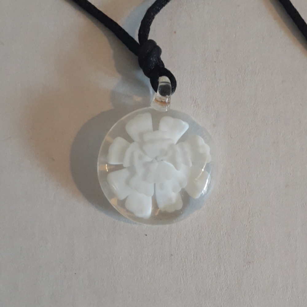 Resin Flower Necklace
